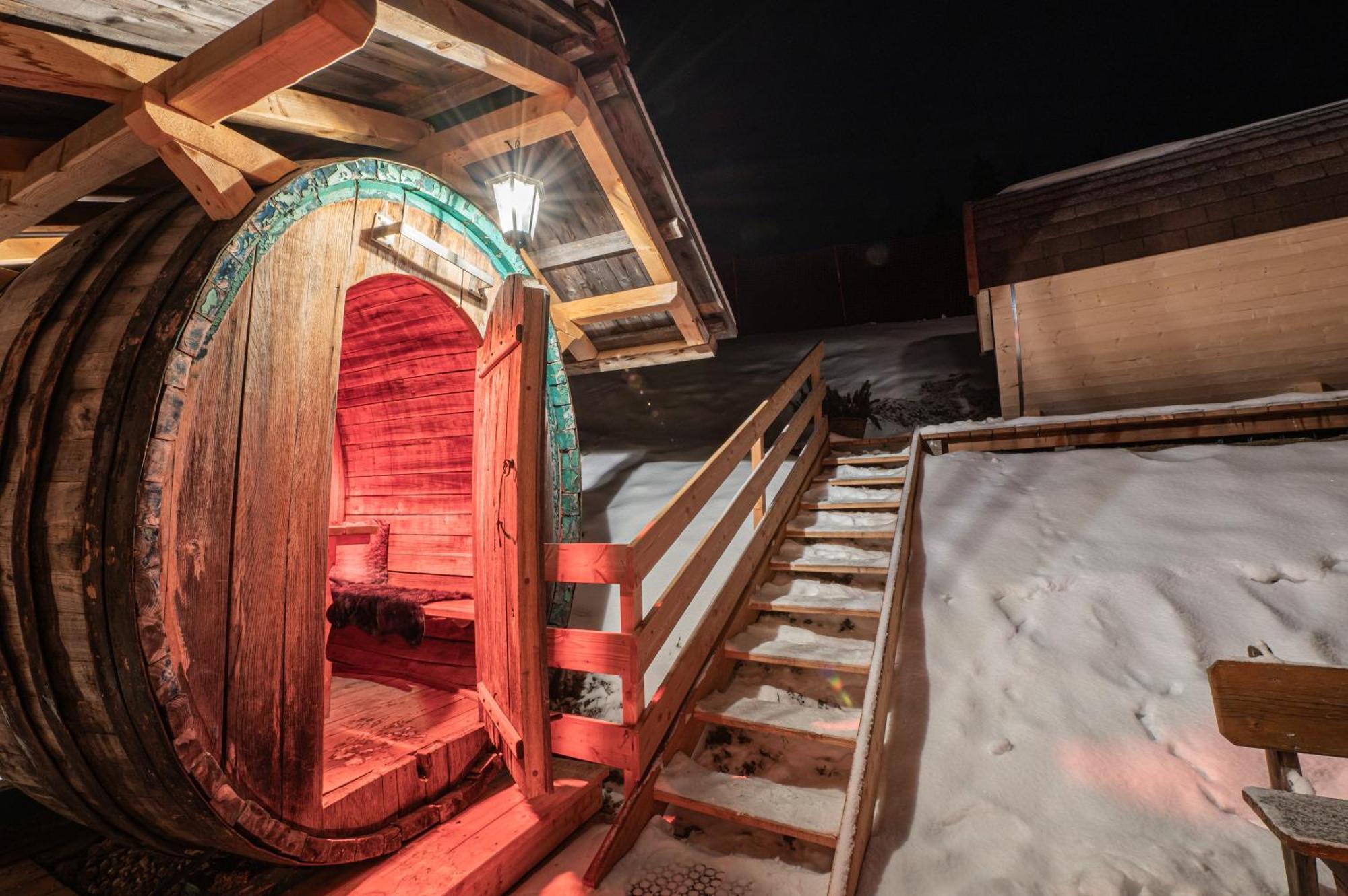 Rifugio La Para San Vigilio Di Marebbe Ngoại thất bức ảnh